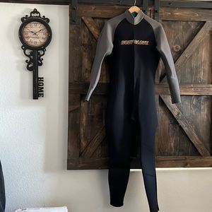 Body glove Mens wet suit long  sleeve Sz-XL